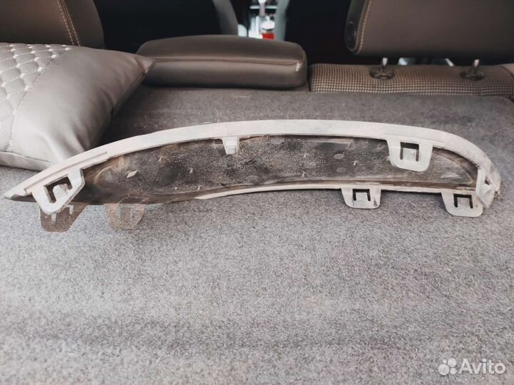 Заглушка (решетка) бампера Opel Astra H 04 левая