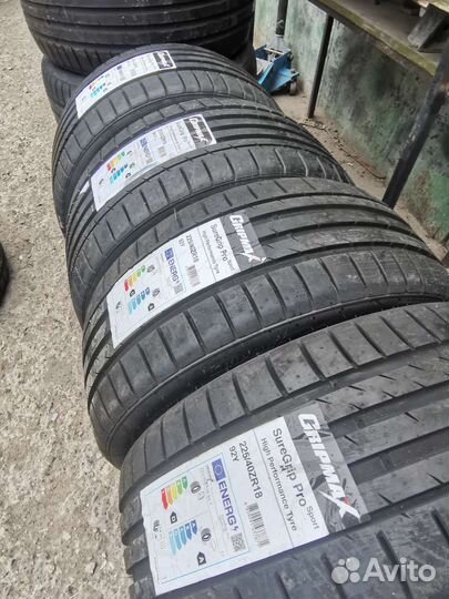 Gripmax SureGrip Pro Sport 225/40 R18 и 255/35 R18