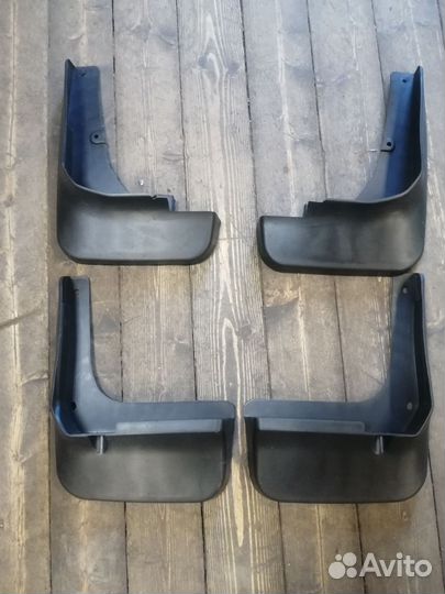 Брызговики Toyota highlander