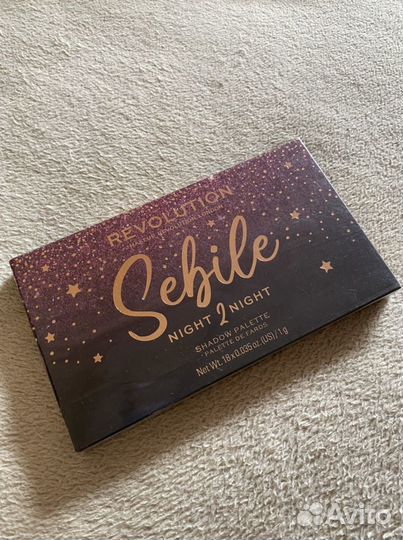 Палетка Makeup Revolution