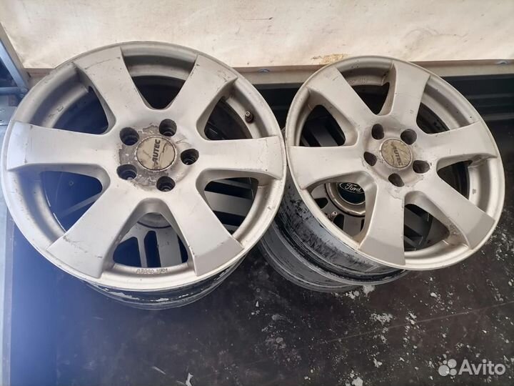 Литые диски r16