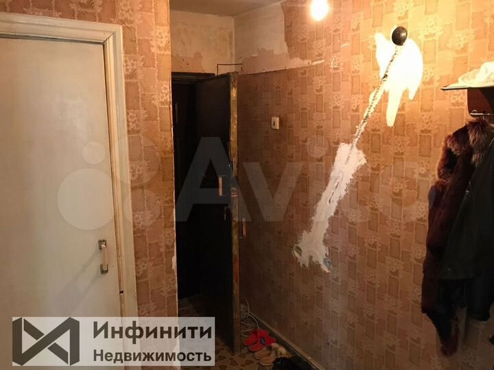 2-к. квартира, 45 м², 3/3 эт.