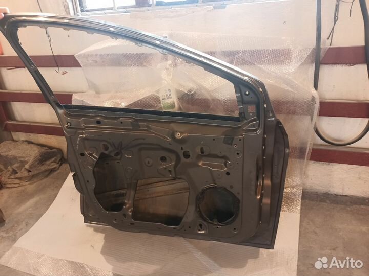 Дверь левая ford focus 3