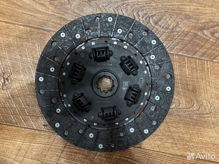 Диск сцепления ведомый 402-1601130