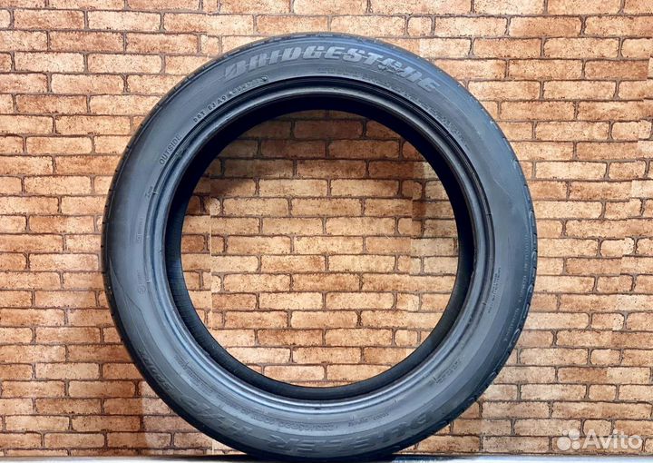 Bridgestone Dueler H/P Sport 255/45 R20