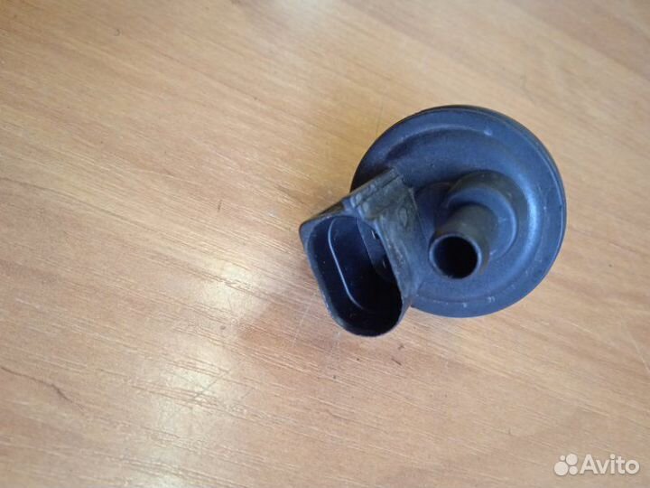 Клапан вентиляции топливного бака Volkswagen Polo