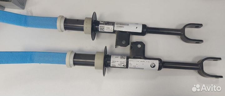 Стойки амортизатора передние на BMW G30/G31