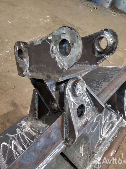 Ковш на мини экскаватор