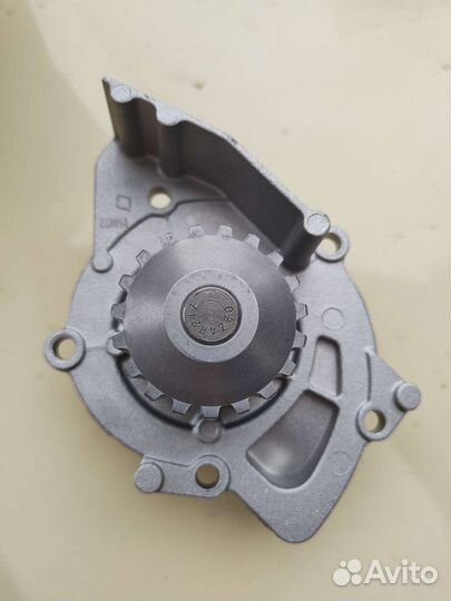 Помпа водяной насос автомобильный