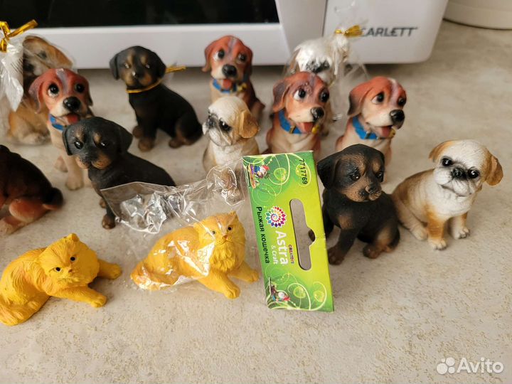 Фигурки собак