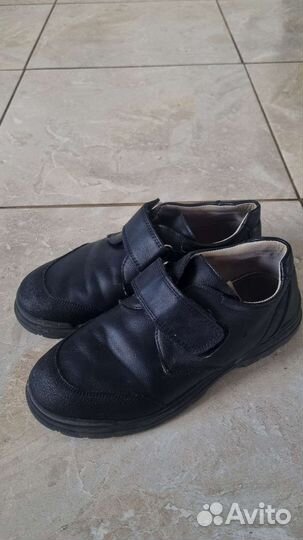 Ботинки школьные на мальчика 36р