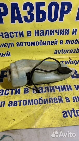 Бачок омывателя Renault Logan