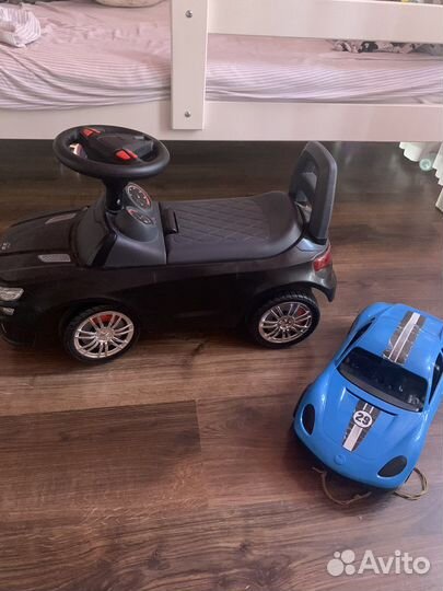 Машинка-каталка детская