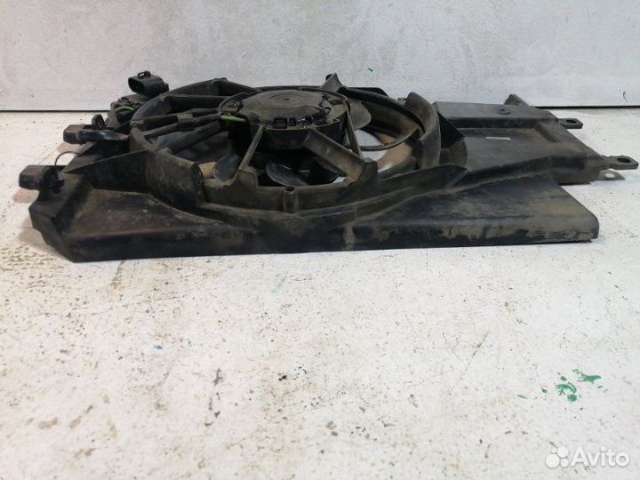 Диффузор вентилятора LADA Granta 2190 2011