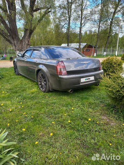 Chrysler 300C 5.7 AT, 2004, 195 000 км