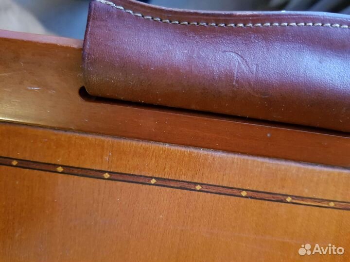 Поднос деревянный с кожаными ручками