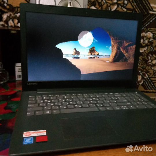 Ноутбук lenovo