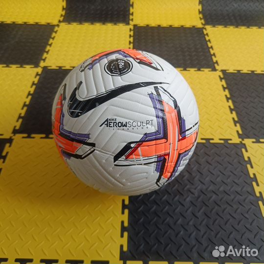 Футбольный мяч nike новый