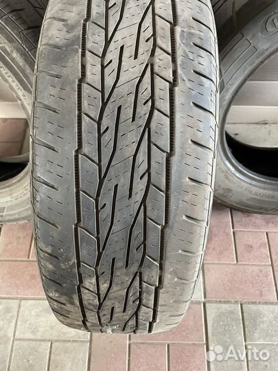 Continental ContiCrossContact LX2 215/65 R16