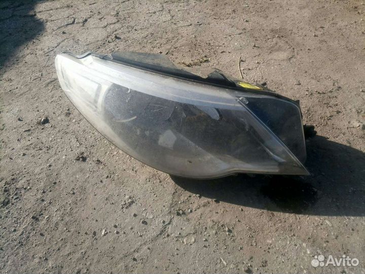 Фара передняя правая Пассат сс Passat CC 2008-2012