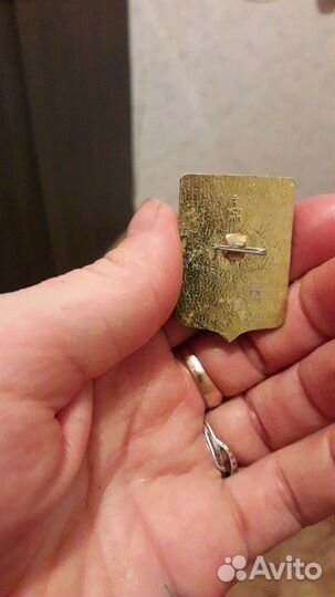 Значок 400 лет установления патриаршества на Руси