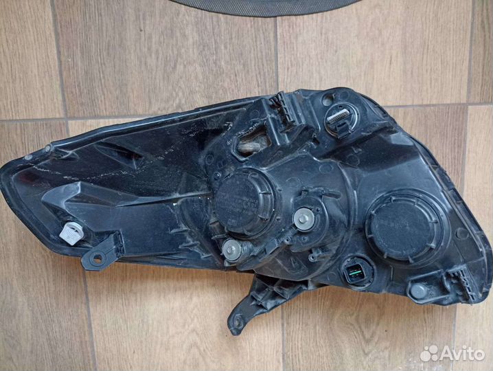 Фара на hyundai starex