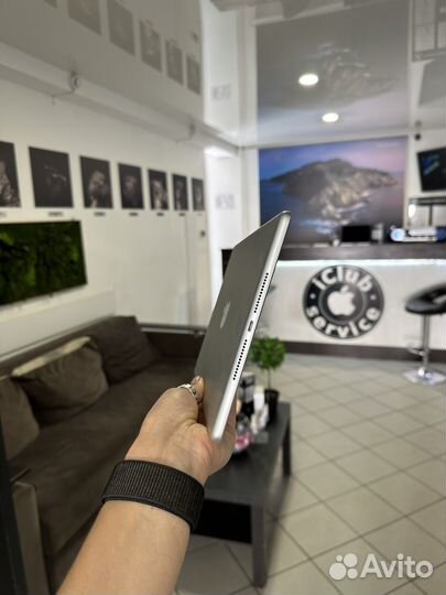 iPad 6Gen 2018 32Gb Silver б/у