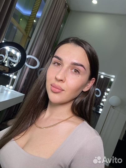 Коррекция и окрашивание бровей