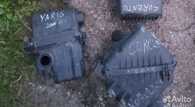 Toyota Corolla Yaris корпус воздушного фильтра