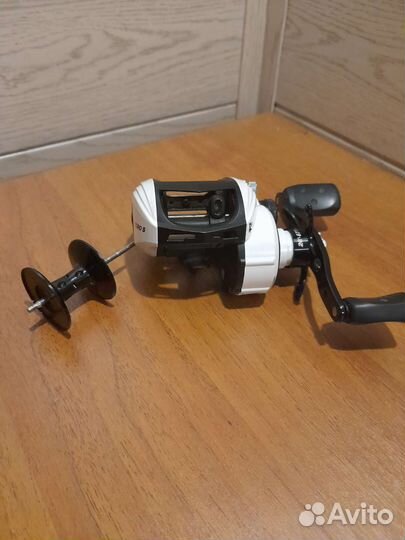 Катушка мультипликаторная Abu Garcia Revo Toro S