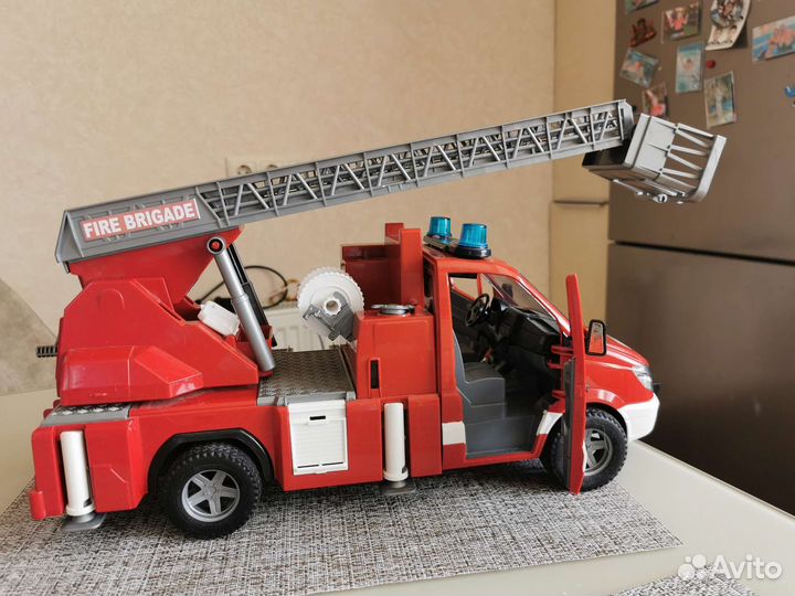 Пожарная машина bruder