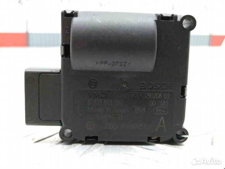 Электропривод Audi A6 4F/C6 2008 4F0820511A