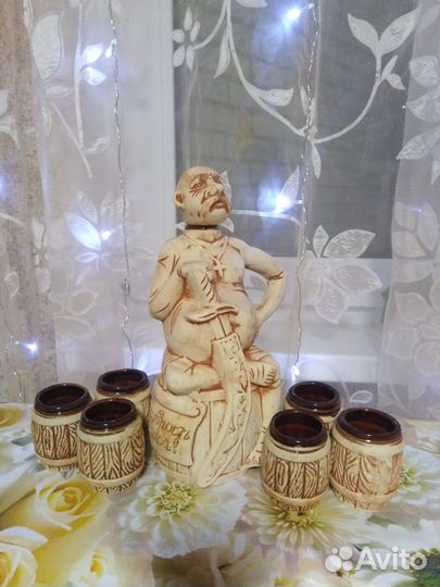 Кувшин для вина глиняный со стаканами. Новый