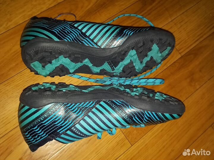 Сороконожки Adidas Nemeziz