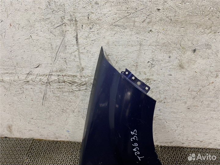 Крыло Citroen C-Crosser, 2009