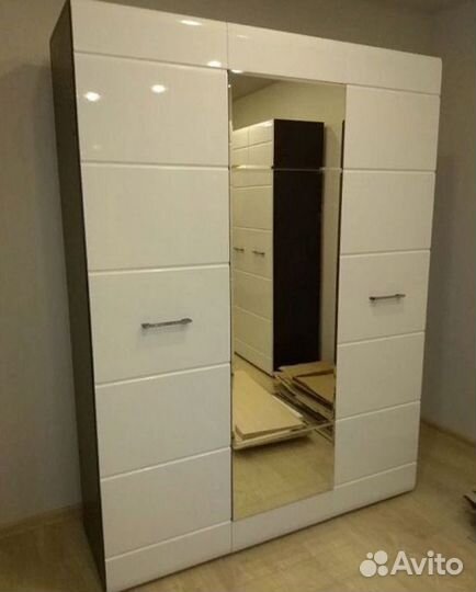 Шкаф Ненси 3х ств