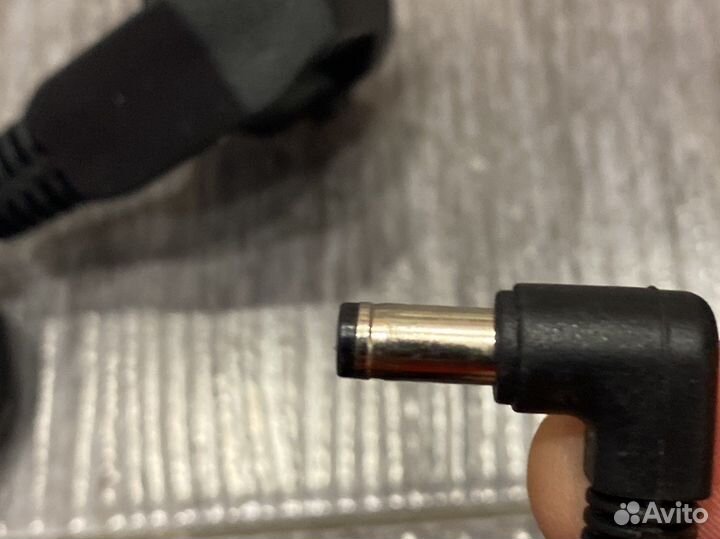 Блок питания для ноутбука