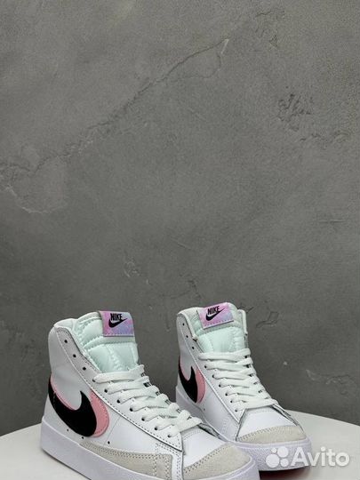 Nike Blazer Mid 77 Arctic Punch