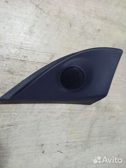 Уголок двери левый Astra H