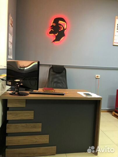 Панно, люстра из металла с подсветкой в стиле лофт