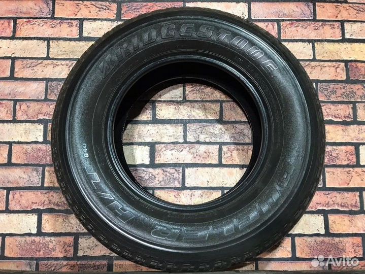 Bridgestone Dueler H/T D840 245/70 R16