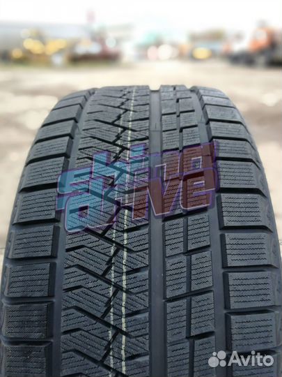 Triangle PL02 255/45 R18