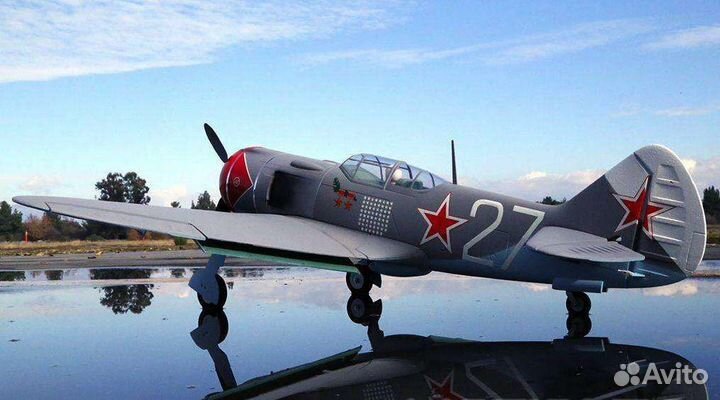 Радиоуправляемый самолёт копия ла-7 freewing 1100