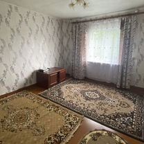 3-к. квартира, 60 м², 1/1 эт.