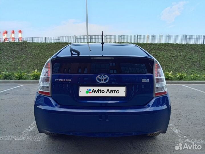 Toyota Prius 1.8 CVT, 2011, 257 100 км