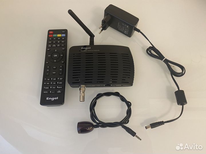 Спутниковый ресивер-медиаплеер Engel RS4800S