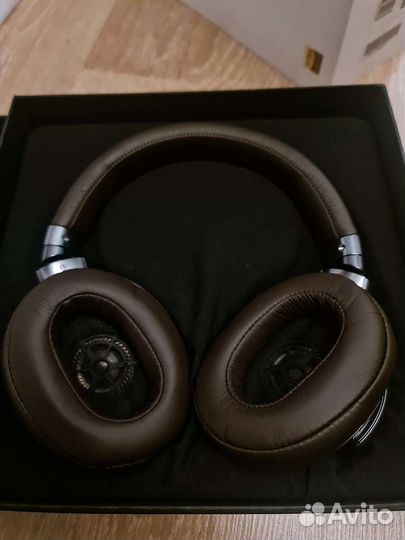 Новые наушники Sony MDR-1A