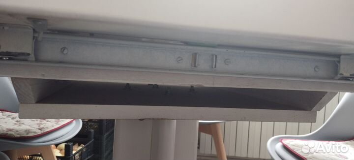 Кухонный стол