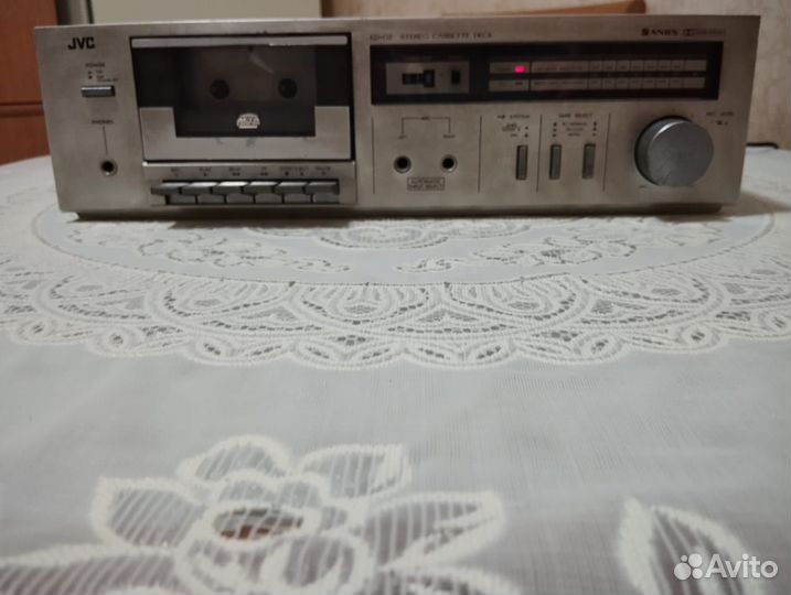 Дека кассетная JVC KD-D2E