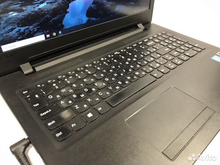 Четырехъядерный ноутбук Lenovo с FullHD